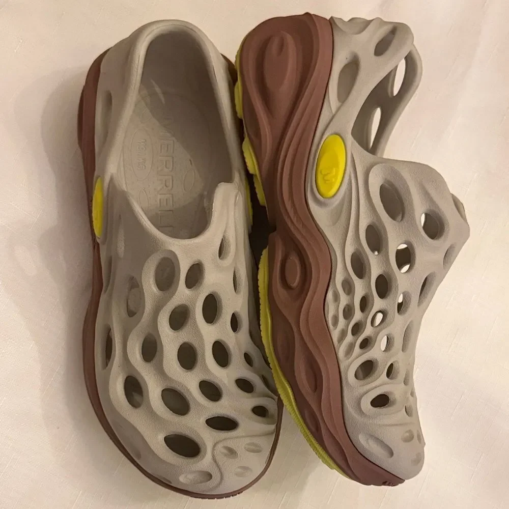 Merrell Hydro Next Gen Mocs.   Silver/Antler.  NEW